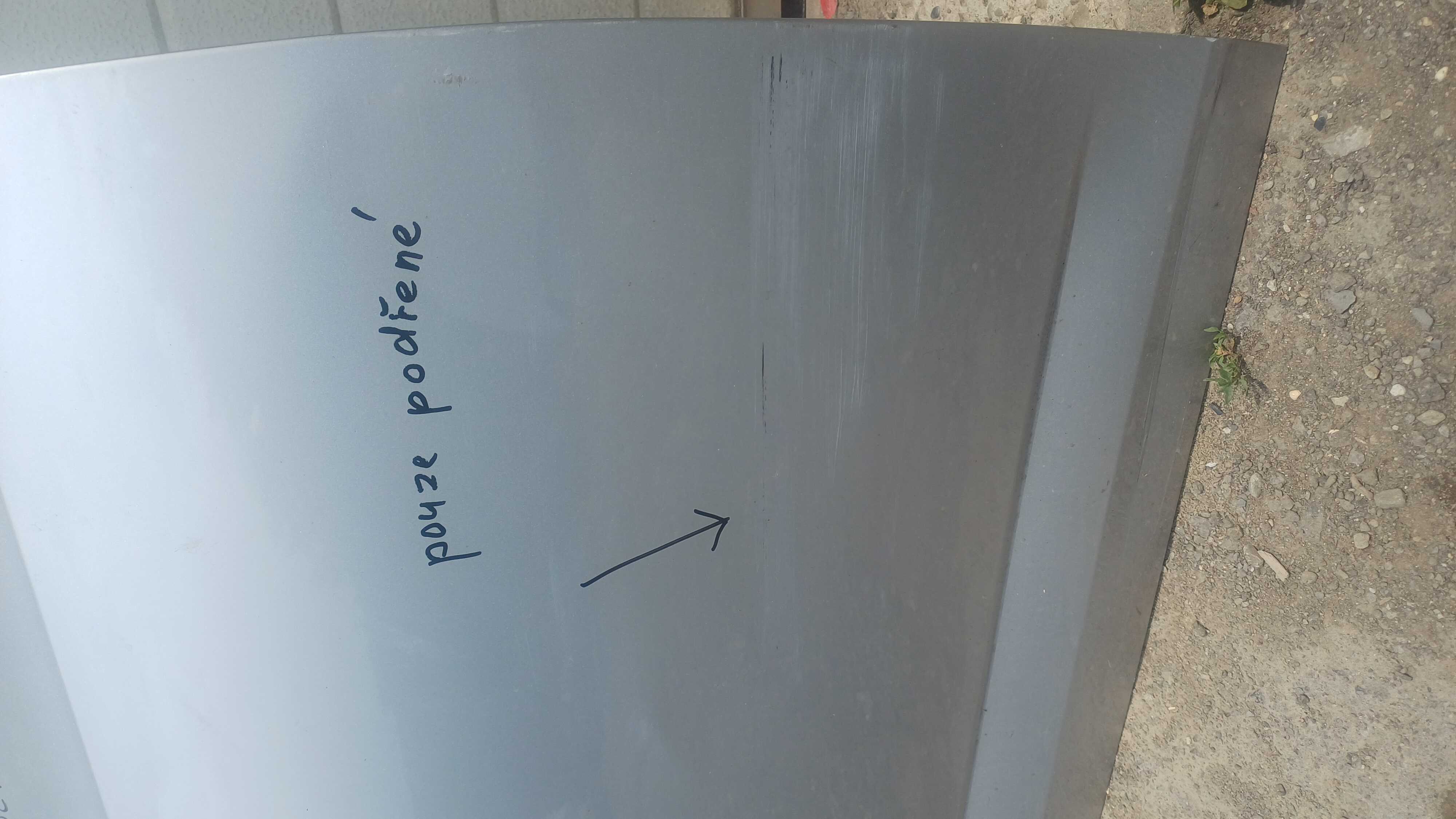 Dveře pravé přední